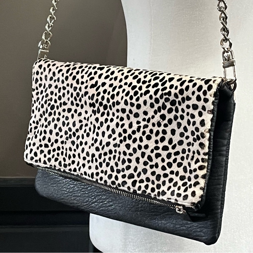 Express animal print pony fur black faux leather folder over purse shoulder bag - Picture 3 of 8